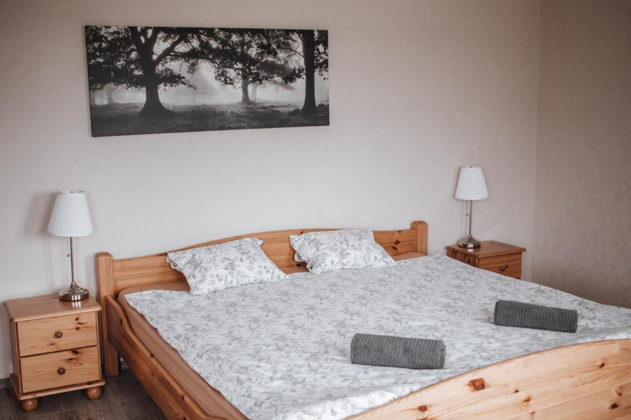 Rabbit Hotel Raiskums Eksteriør bilde