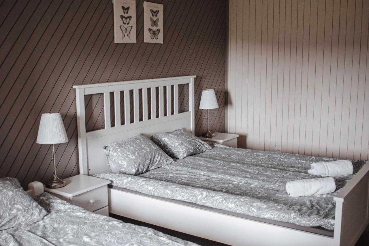 Rabbit Hotel Raiskums Eksteriør bilde