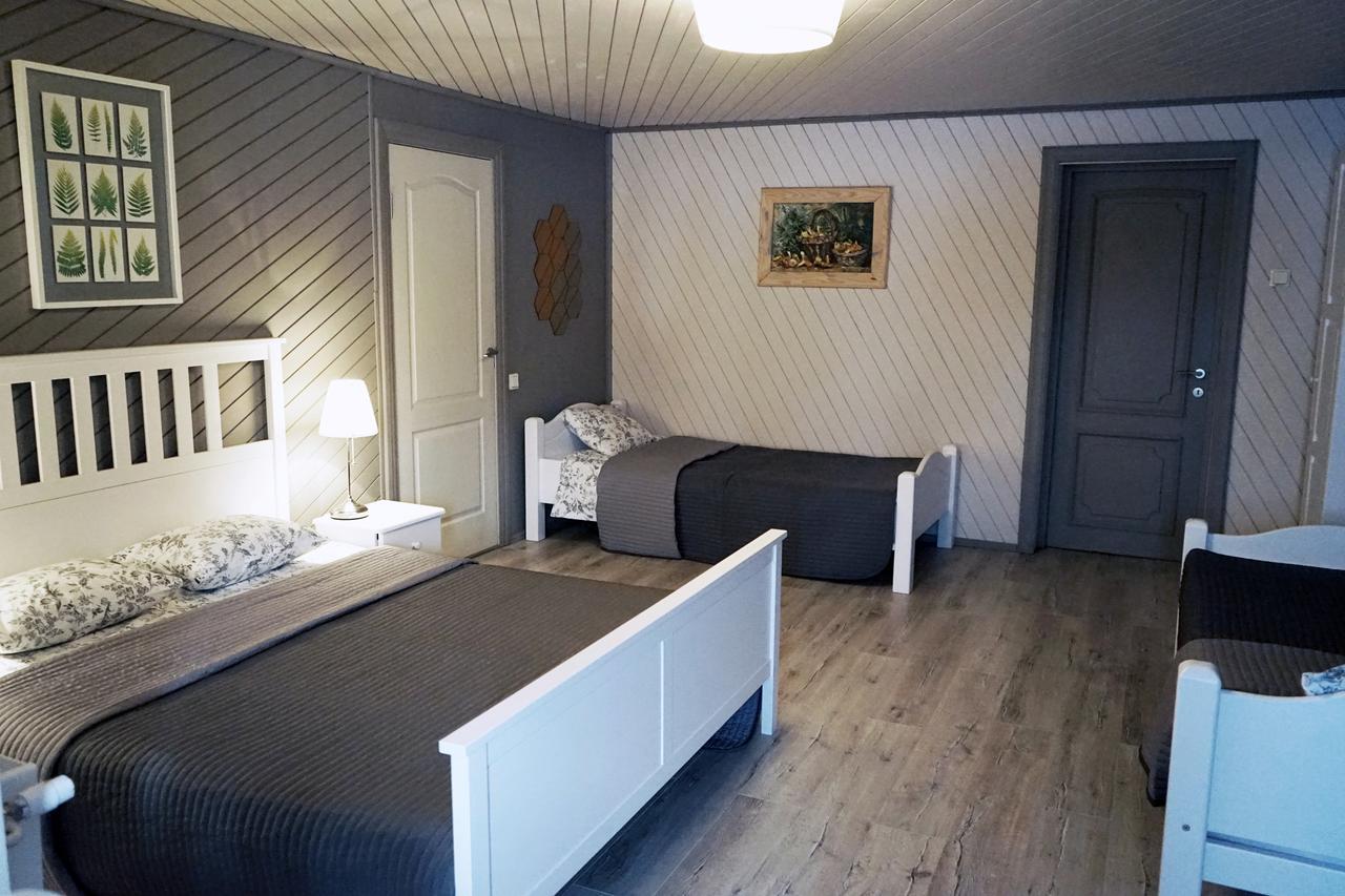 Rabbit Hotel Raiskums Eksteriør bilde
